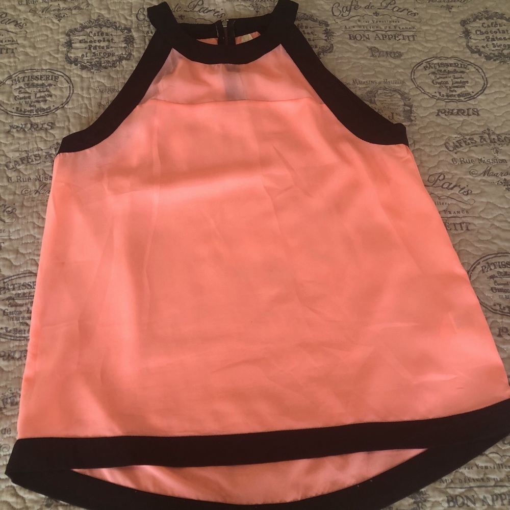 Coral Flowy tank